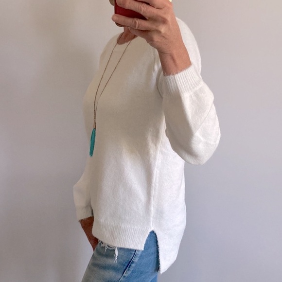 White Long Sleeve Sweater - Picture 8 of 9